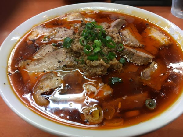 「チャーシューメン 辛口＋ライス」@日陰の写真