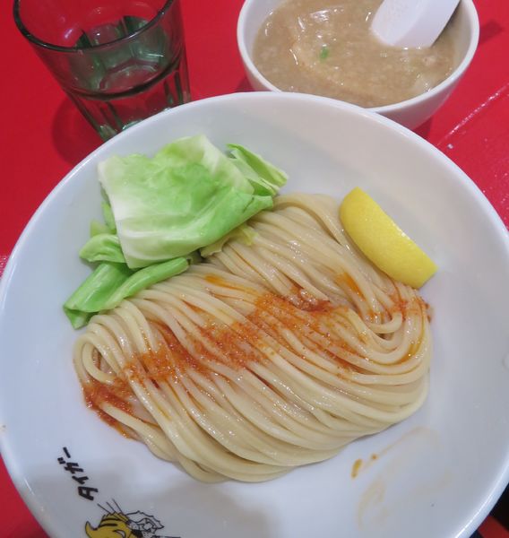 「タイガーつけ麺・塩＋辛味（900円）」@ゴールデンタイガーの写真