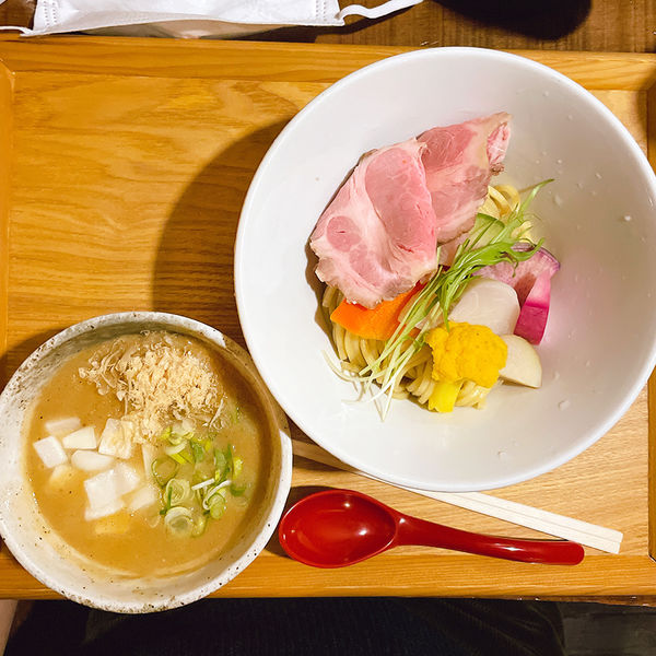 「無添加つけ麺 中 200g＋低温調理のチャーシュー2枚」@麺処 竹川の写真
