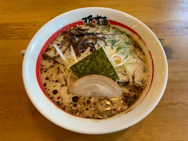 「白髪ネギラーメン」@哲麺 縁 静岡沓谷店の写真