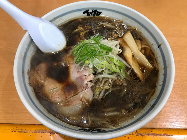 「稚内ブラック　800円」@らーめん伽拉屋の写真