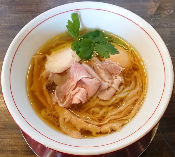 「醤油そば＋味玉」@自家製麺 オオモリ製作所の写真