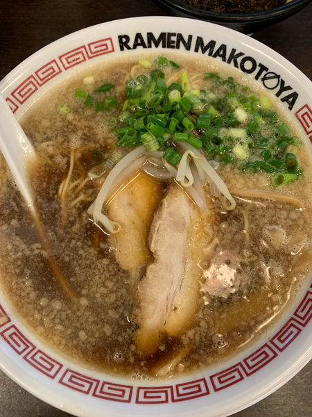 「背脂醤油ラーメン」@ラーメン まこと屋 イオン長田南ショッピングセンター店の写真