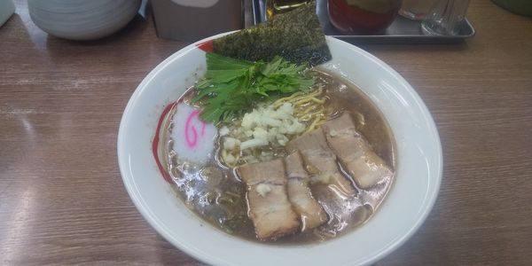 「にぼしそば」@名代らーめん 航海屋 新宿店の写真