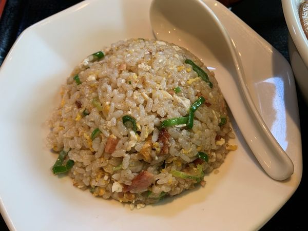 「半チャーハン＋ラーメン」@中華料理 周礼の写真
