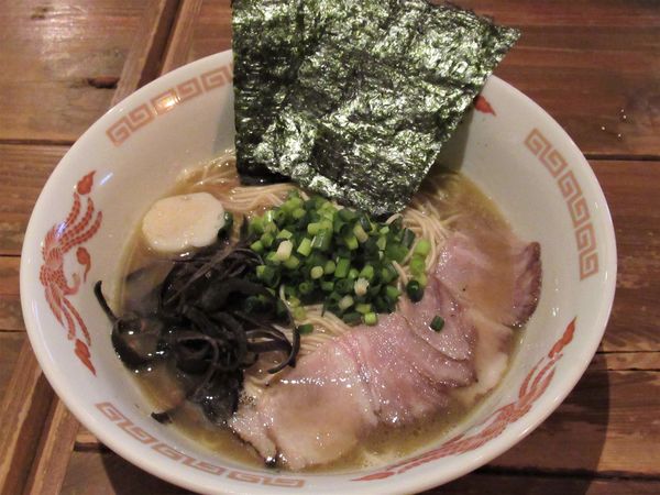 「博多こってり豚骨ラーメン（880円）」@諸国のみくい My TaBReWの写真