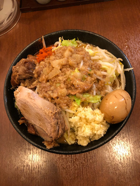 「すごい味噌ラーメン+豚マシ+味玉」@立川マシマシ 8号店の写真