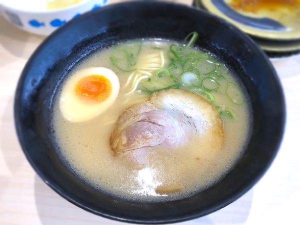 「博多とんこつラーメン￥380」@はま寿司 印西西の原店の写真