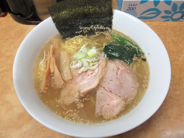 「塩ラーメン＋半チャーハンセット（850円）」@麺や まるしょうの写真