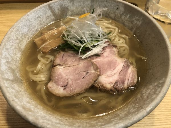 「塩らーめん（750円）」@山﨑麺二郎の写真