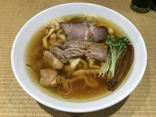 「親鶏中華そば（極太麺） 820円」@手打 親鶏中華そば 綾川の写真