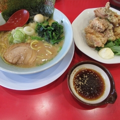 横浜家系ラーメン 清六家 石岡店の画像