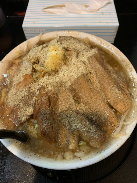 「ラーメン（中）（徳島）豚ダブル」@自家製太麺 ドカ盛 マッチョ 三ノ宮店の写真