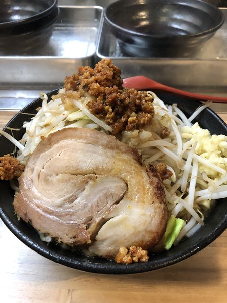 「アブラオロチョンラーメン中」@麺屋 どんぶら来の写真
