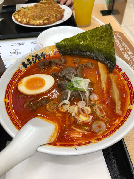 「甘辛牛カルビ麺とハーフ石焼きピビンパ1380円」@トラジ食堂 ららぽーと富士見店の写真