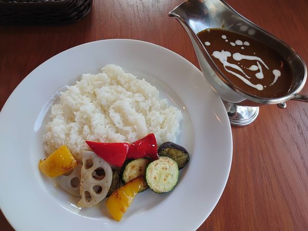 「彩り野菜カレー(旬野菜)960円」@洋食Byronの写真