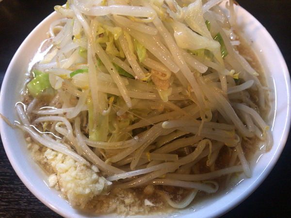 「しお(ヤサイニンニクアブラ)」@豚星。の写真