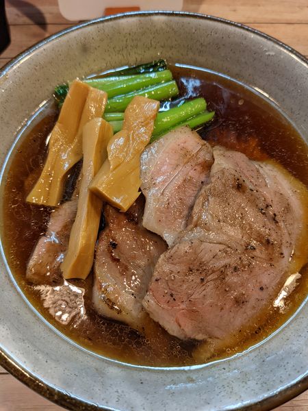 「世田谷中華そば＋炙り焼豚増し」@世田谷中華そば 祖師谷七丁目食堂の写真