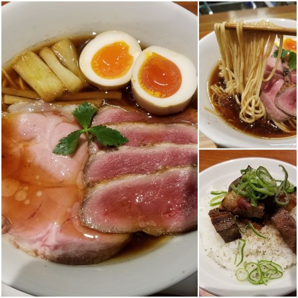 「熟成黒醤油全のせ大盛り＆炙鴨ご飯」@拉麺 ぶらいの写真