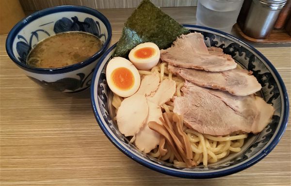 「特製つけ麺（大盛り）」@秋葉原つけ麺 油そば 楽の写真