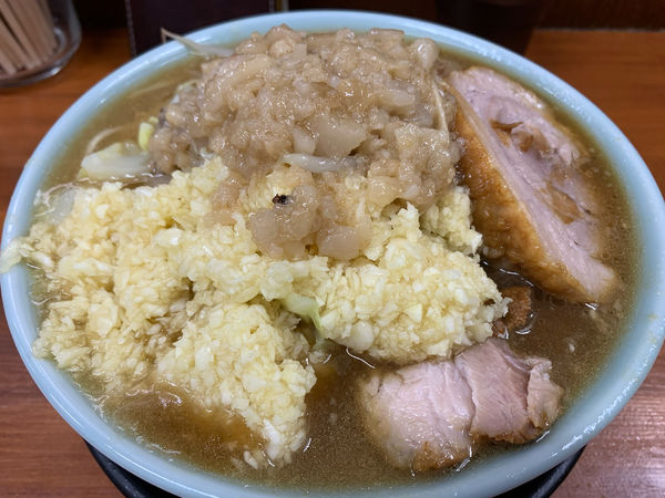「らーめん中盛」@ラーメン やまや 本店の写真