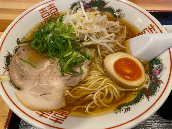 「鳥醤油ラーメン」@ラーメン食堂の写真