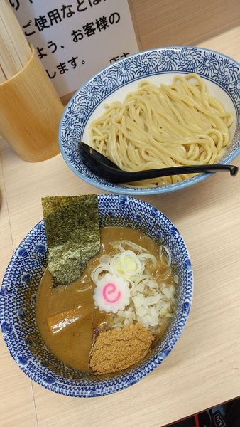 「つけめん(あつもり、300g)」@狼煙 大宮店の写真