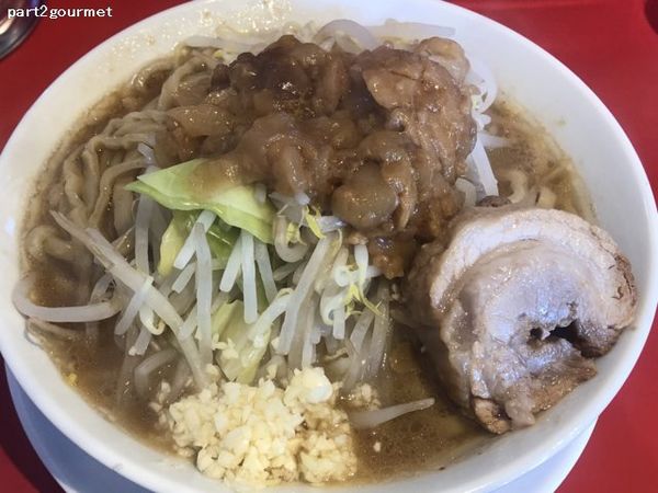 「極太麺ラーメン 「ニンニクアブラ」(700円)」@ボディブローの写真