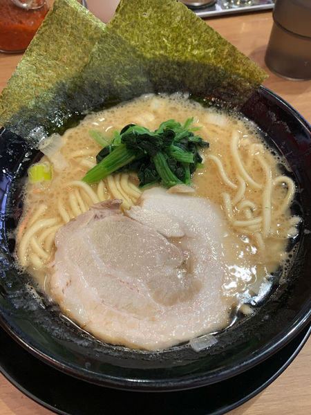 「濃厚豚骨醤油」@横浜家系ラーメン 一蓮家 明石店の写真