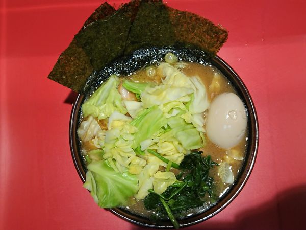 「チャーシューメン並＋キャベツ＋味玉」@横浜ラーメン 真砂家の写真