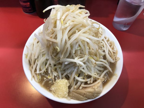 「ラーメン(普通)780円　野菜マシ・ニンニクマシ」@千里眼の写真