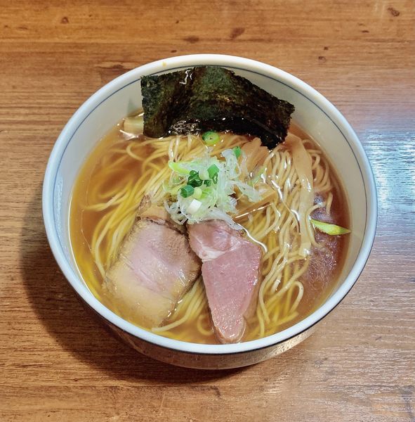 「醤油らーめん　¥800」@麺処 びぎ屋の写真