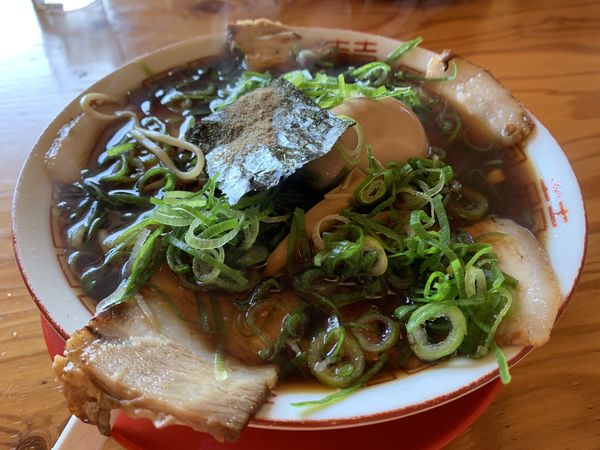 「特製中華そば」@中華そば 八平の写真