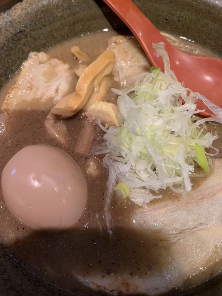 「煮干しらーめん　味玉トッピング」@にぼしらーめん88の写真