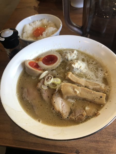 「鶏豚魚介　全部のせ」@ラーメン アールピージー（RAMEN RPG）の写真