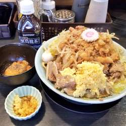 ラーメン・生姜ダレ・とろり味玉・黒烏龍茶