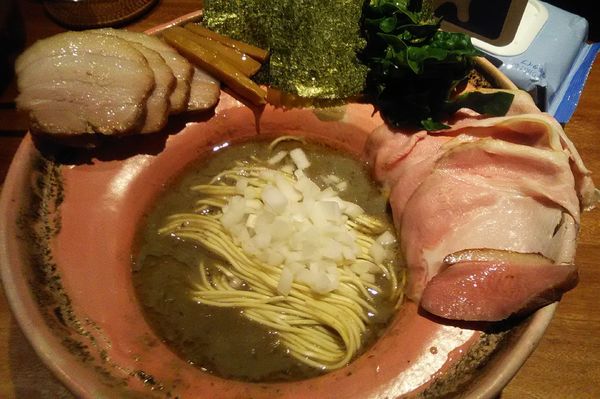 「ニボリッチ　+　豚バラチャーシュー」@拉麺 成の写真