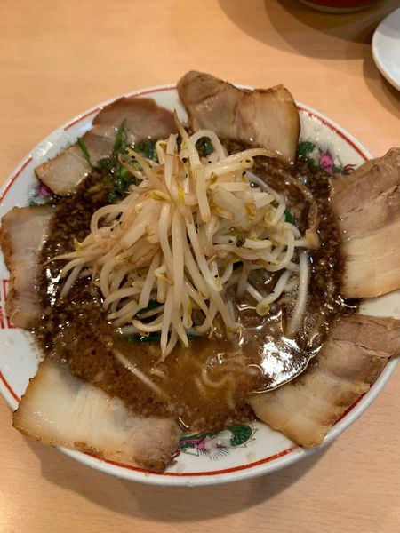 「黒もやしチャーシューメン」@鑫龍の写真