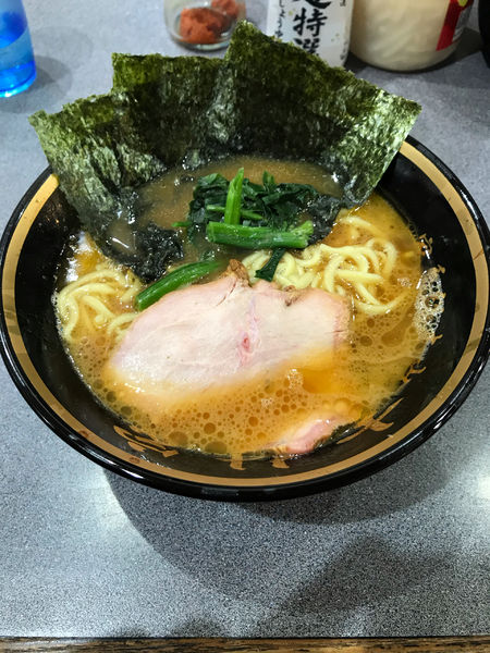 「ラーメン 720円」@家系総本山 ラーメン吉村家の写真