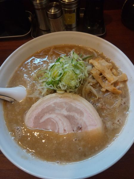 「【冬季限定】味噌らーめん870円半ライス無料」@拉麺 梅太郎の写真