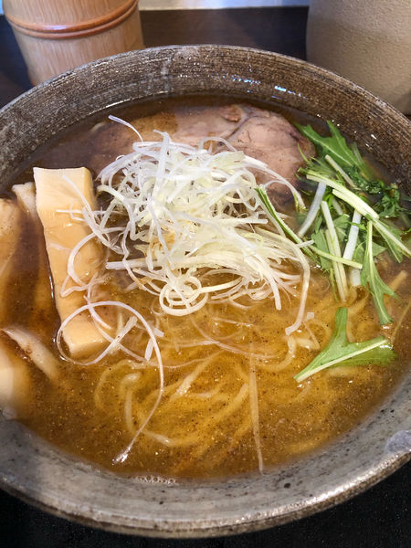 「純塩らーめん大盛り」@麺らいけんの写真