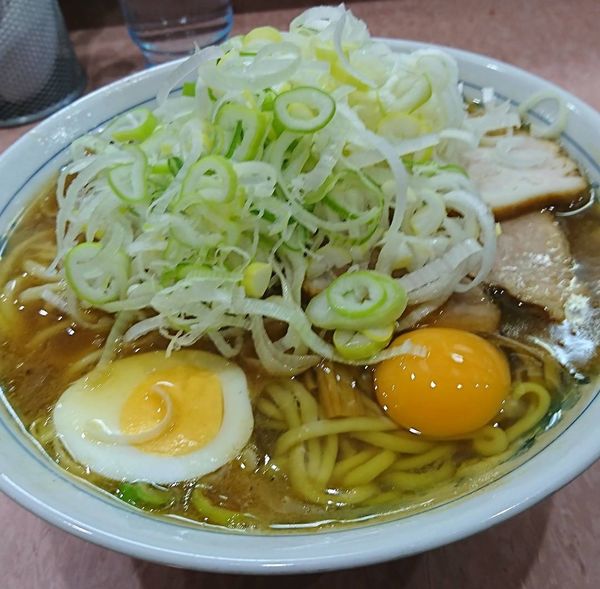 「中華そば 生玉子 ネギ」@所沢大勝軒の写真