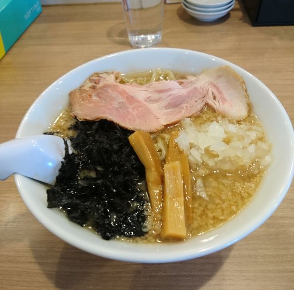 「燕三条ラーメン大盛」@ラーメン酒場 天狗の写真