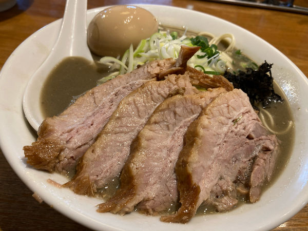 「濃厚煮干そば」@中村屋総本山の写真