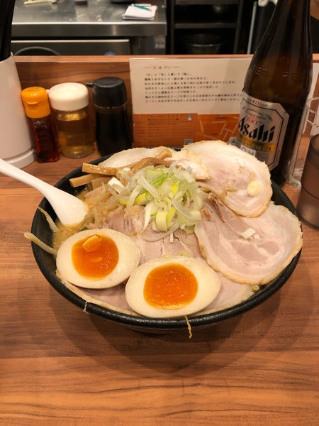 「味噌チャーシューめん(ギタ)+味玉+もやし」@こってりらーめん なりたけ 池袋店の写真