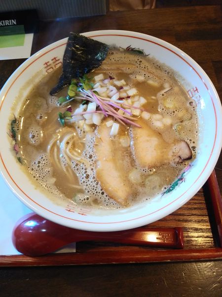 「煮干白湯」@ラーメン厨房 ぽれぽれの写真