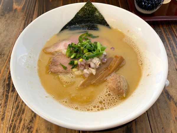 「鶏そば 塩 ８００円」@らーめん 二代目吉田商店の写真