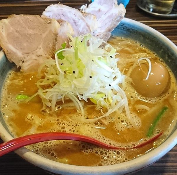 「海の味噌味玉焼豚そば」@中華そば 螢の写真