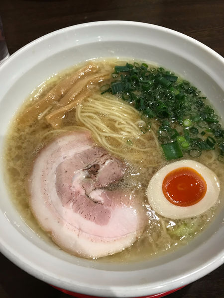 「醤油ラーメン　大」@麺王道 勝の写真