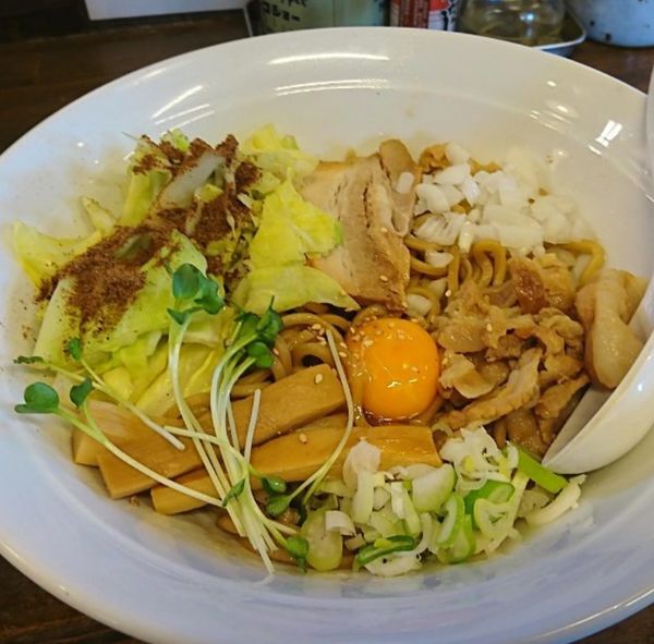 「特製汁なし油そば」@濃厚つけ麺 茜堂の写真